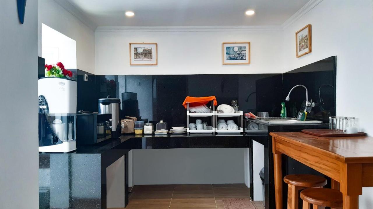 The Cabin Purwokinanti Hotel 요그야카르타 외부 사진